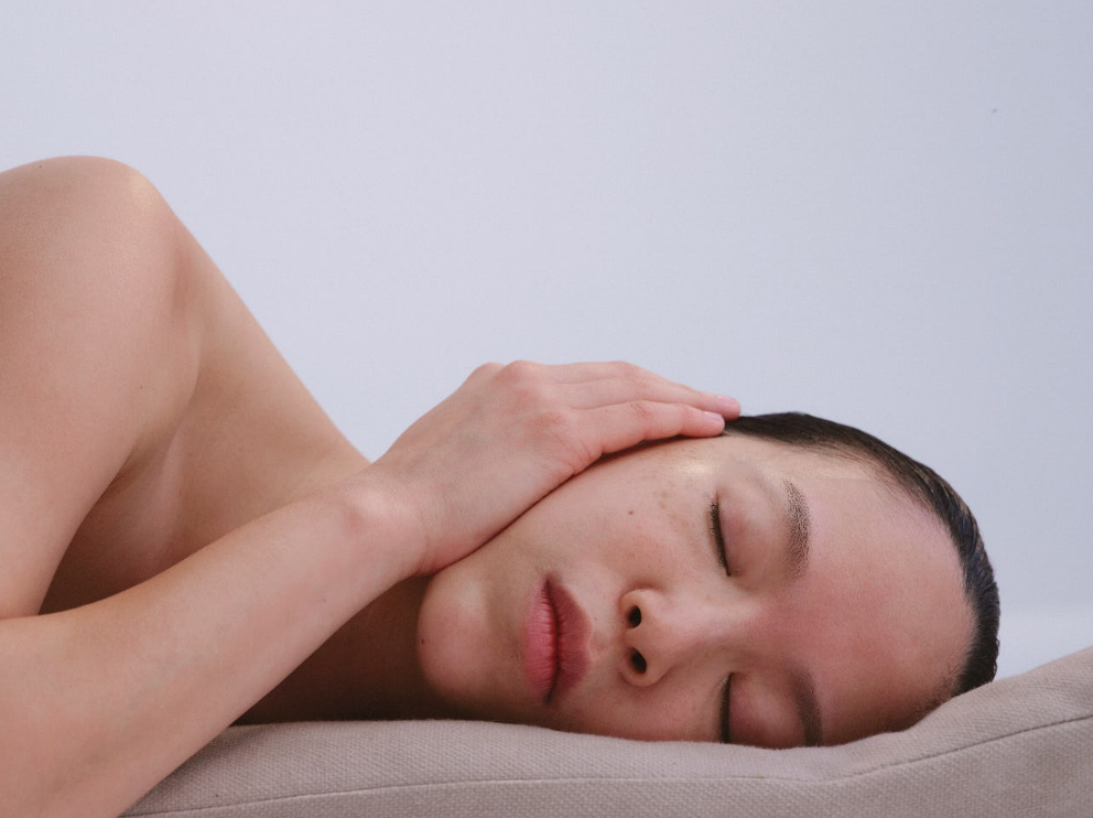 The difference between dry and dehydrated skin