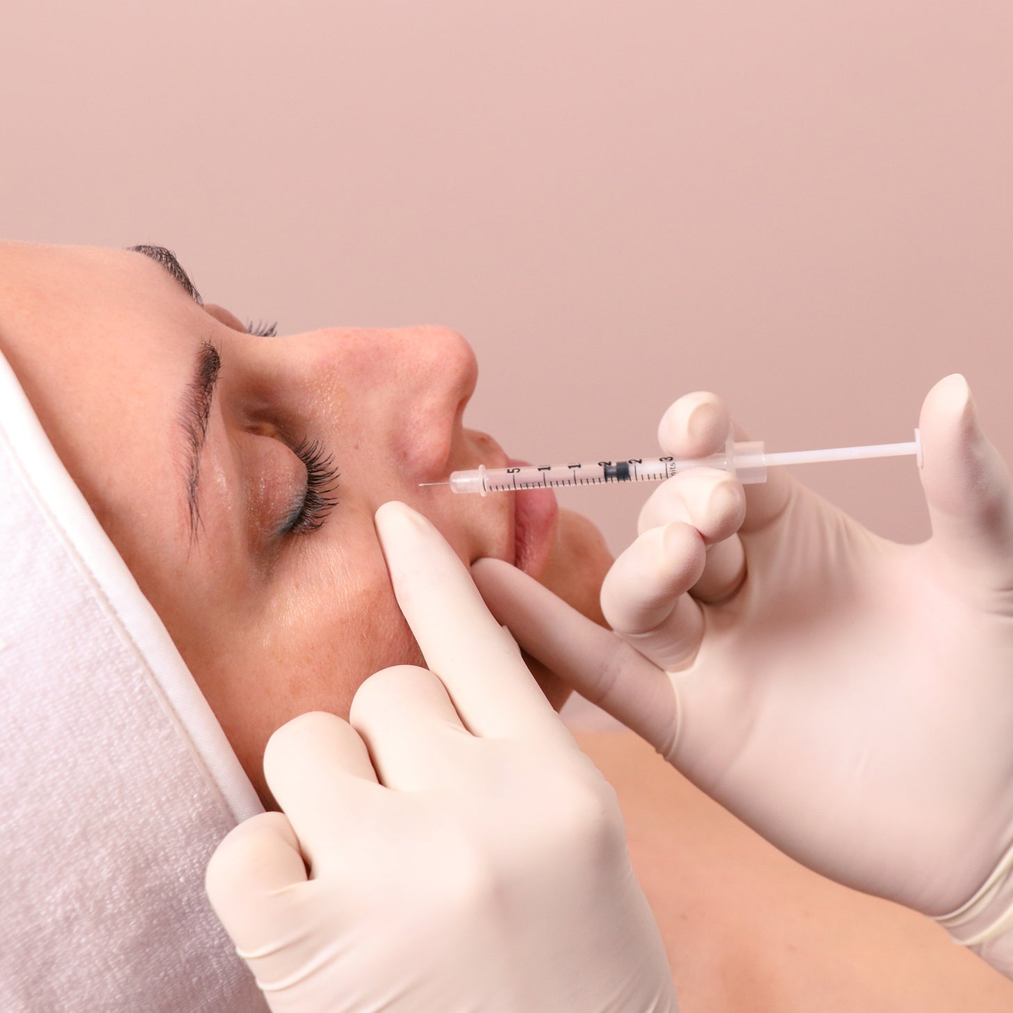 7 Reasons to Love Sunekos: The Injectable Skin Booster for Natural Rad